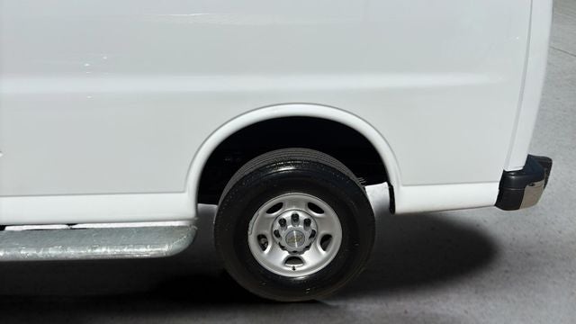 2024 Chevrolet Express 2500 Work Van Cargo