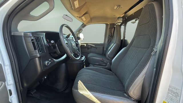 2024 Chevrolet Express 2500 Work Van Cargo
