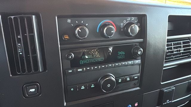 2024 Chevrolet Express 2500 Work Van Cargo