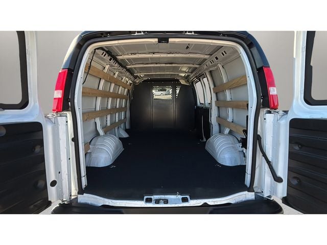 2024 Chevrolet Express 2500 Work Van Cargo