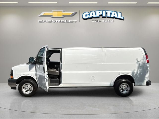 2022 Chevrolet Express 2500 Work Van Cargo