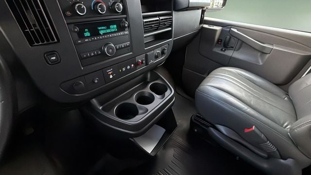2022 Chevrolet Express 2500 Work Van Cargo