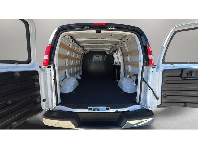 2024 GMC Savana 2500 Work Van