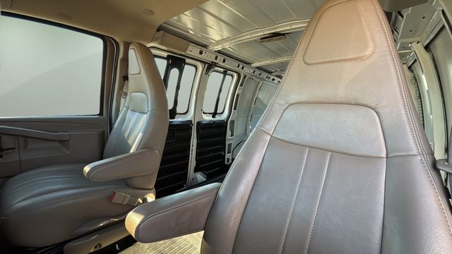 2023 GMC Savana 2500 Work Van