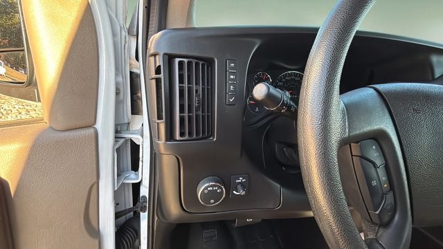 2023 GMC Savana 2500 Work Van