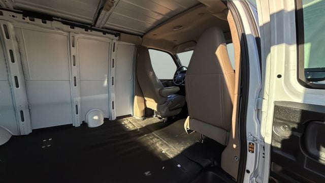 2023 GMC Savana 2500 Work Van