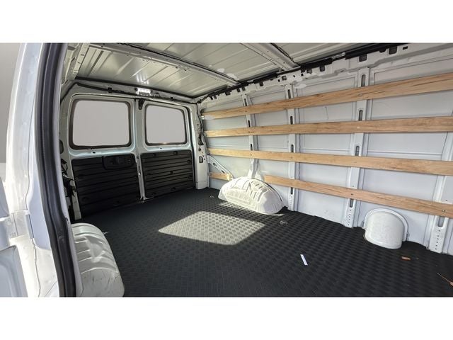 2024 GMC Savana 2500 Work Van Cargo