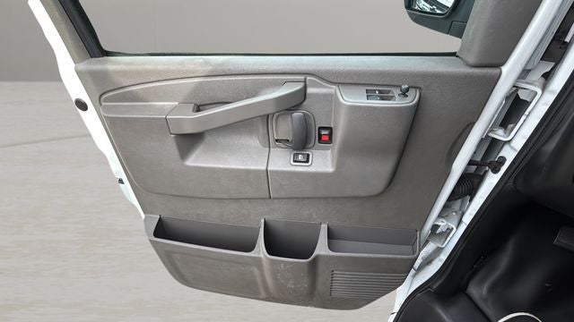 2023 GMC Savana 2500 Work Van Cargo