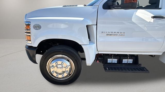 2019 Chevrolet Silverado 5500HD Work Truck