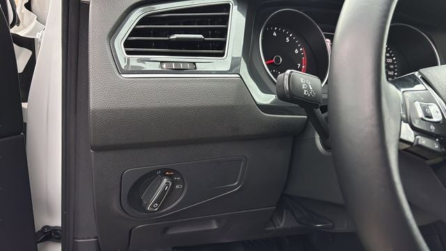 2019 Volkswagen Tiguan 2.0T SE