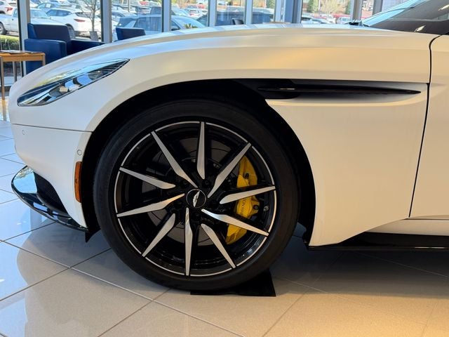 2023 Aston Martin DB11 Base