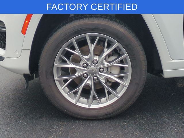 2022 Jeep Grand Cherokee Summit 4x2