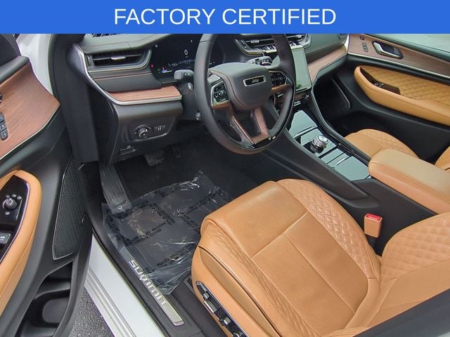 2022 Jeep Grand Cherokee Summit 4x2