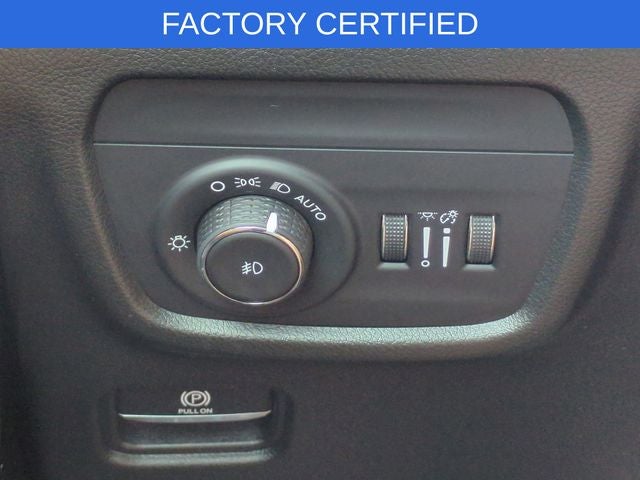 2022 Jeep Grand Cherokee Summit 4x2