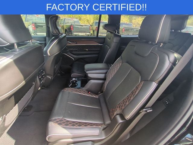 2023 Jeep Grand Cherokee L Summit 4x4