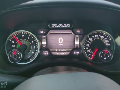 2022 RAM 1500 Big Horn Crew Cab 4x4 5'7' Box