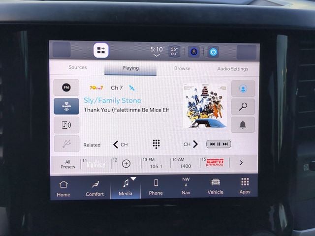 2022 RAM 1500 Big Horn Crew Cab 4x4 5'7' Box