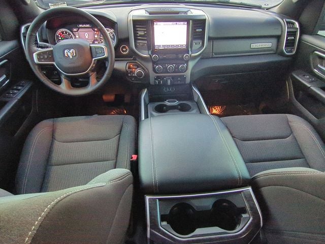 2022 RAM 1500 Big Horn Crew Cab 4x4 5'7' Box