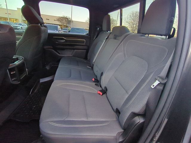 2022 RAM 1500 Big Horn Crew Cab 4x4 5'7' Box