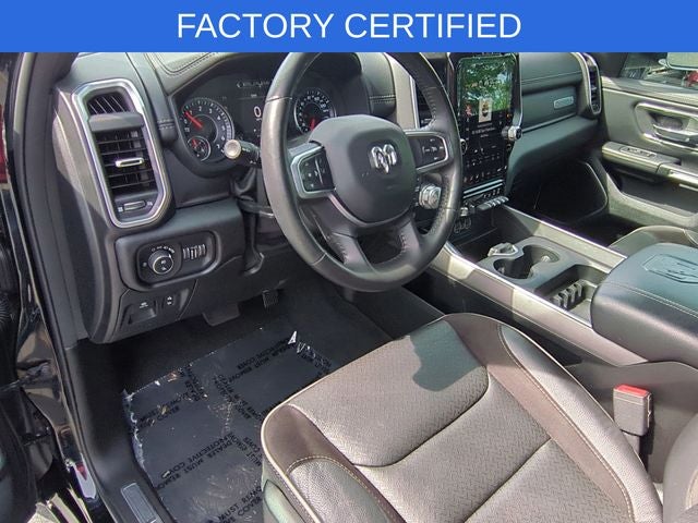 2020 RAM 1500 Laramie Crew Cab 4x4 5'7' Box