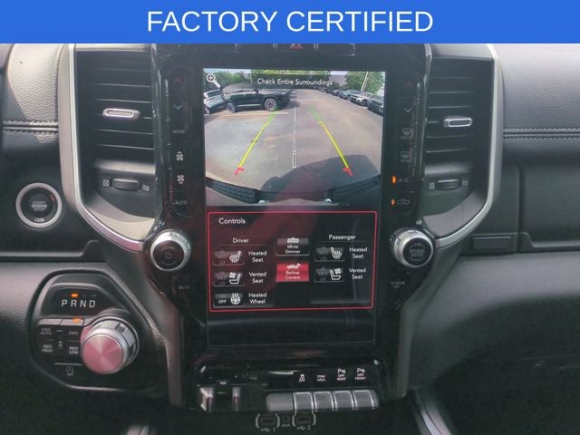 2020 RAM 1500 Laramie Crew Cab 4x4 5'7' Box