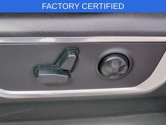 2020 RAM 1500 Laramie Crew Cab 4x4 5'7' Box