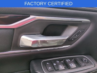 2020 RAM 1500 Laramie Crew Cab 4x4 5'7' Box