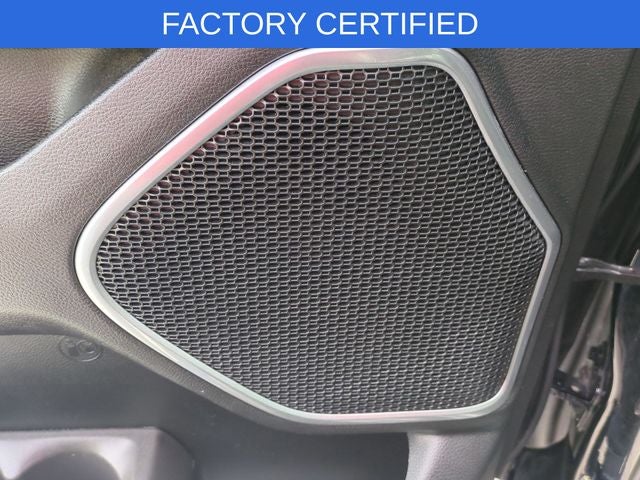 2020 RAM 1500 Laramie Crew Cab 4x4 5'7' Box