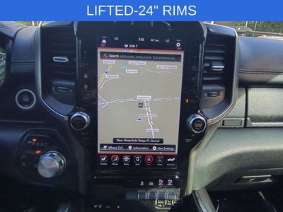 2020 RAM 1500 Laramie Crew Cab 4x4 5'7' Box