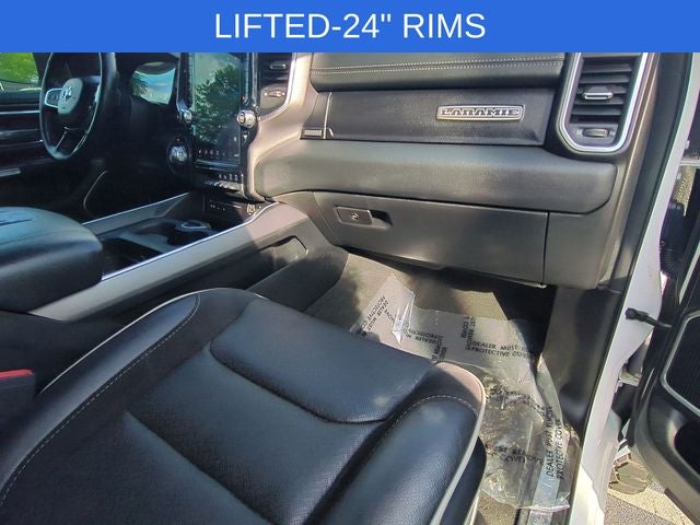 2020 RAM 1500 Laramie Crew Cab 4x4 5'7' Box
