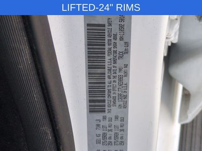 2020 RAM 1500 Laramie Crew Cab 4x4 5'7' Box