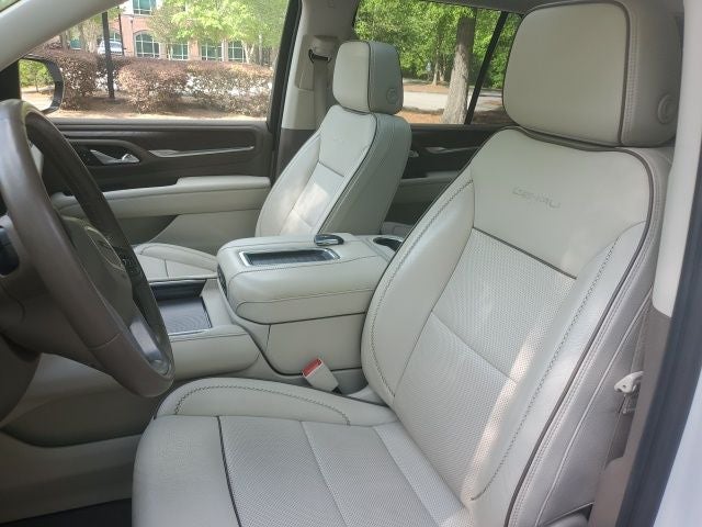 2023 GMC Yukon 4WD Denali