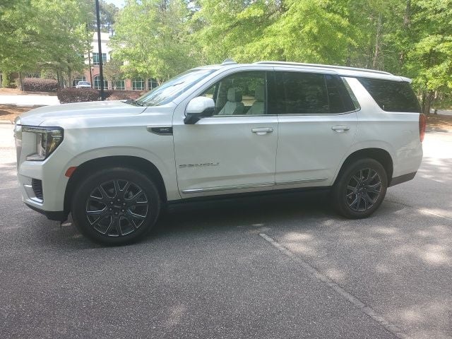 2023 GMC Yukon 4WD Denali