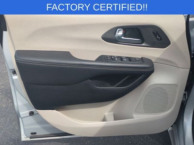 2023 Chrysler Pacifica Touring L