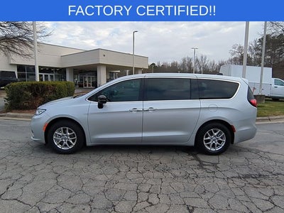 2024 Chrysler Pacifica Touring L