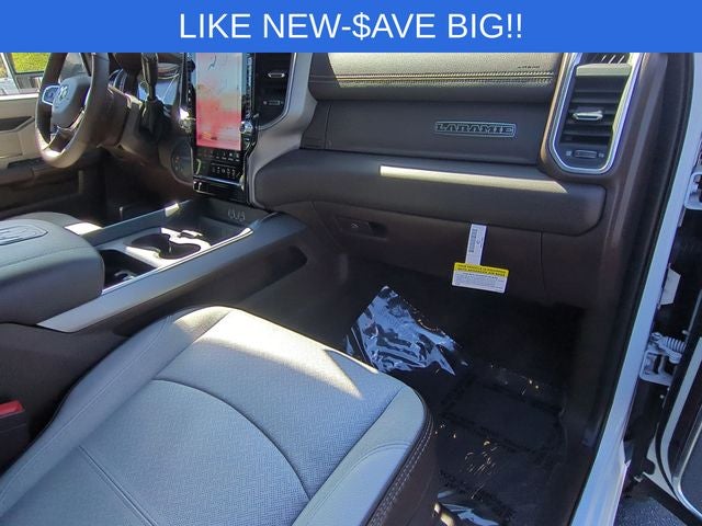 2026 RAM 3500 Laramie Crew Cab 4x4 8' Box