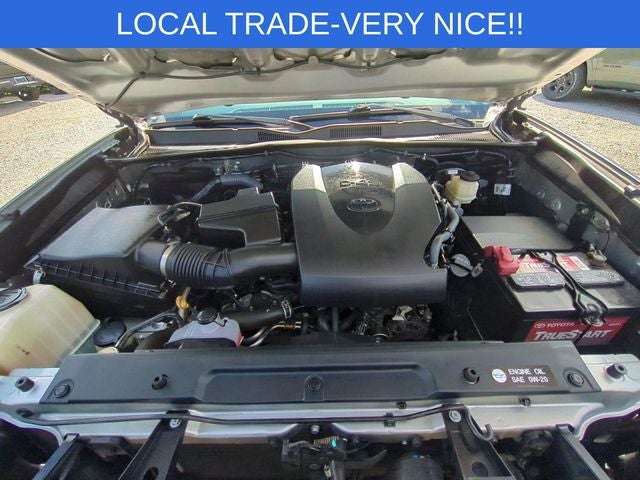 2016 Toyota Tacoma SR V6