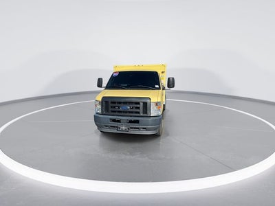 2022 Ford E-450SD Base DRW