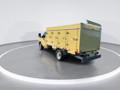 2022 Ford E-450SD Base DRW