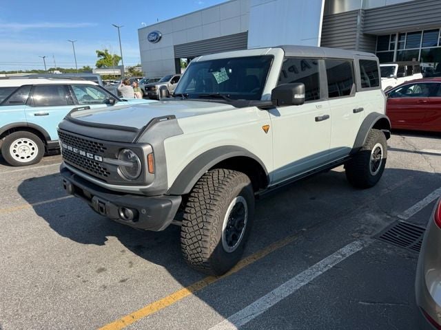 2023 Ford Bronco Badlands 4x4's photo
