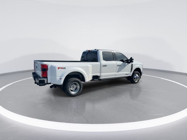 2024 Ford F-350SD Lariat DRW