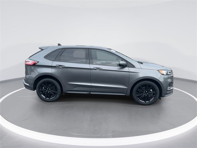 2022 Ford Edge ST Line