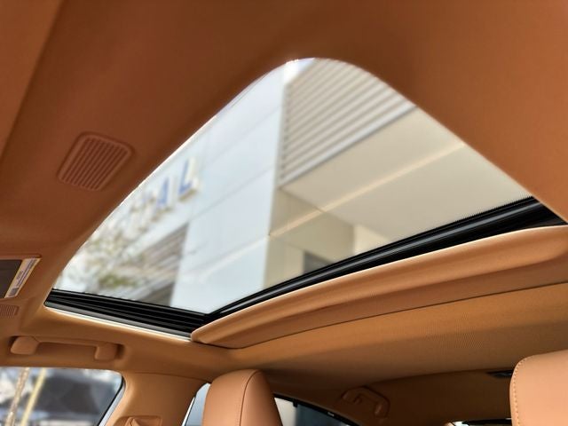 2024 Lexus ES 300h Ultra Luxury