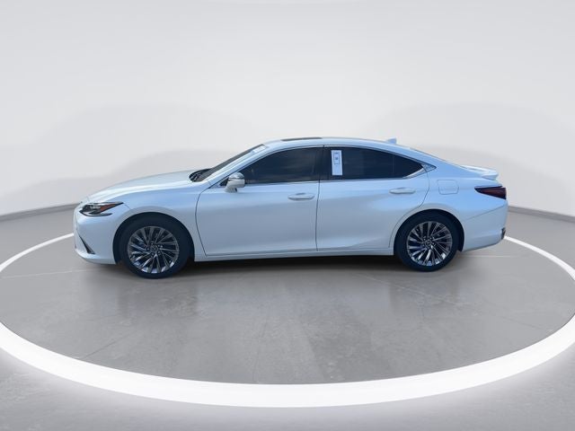 2024 Lexus ES 300h Ultra Luxury