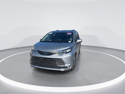 2021 Toyota Sienna XLE