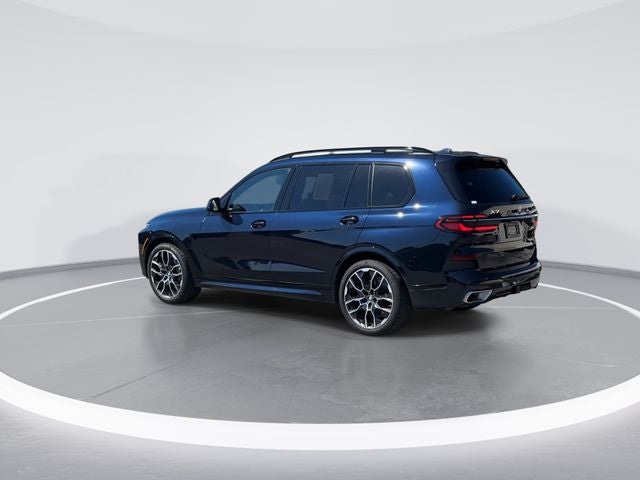 2025 BMW X7 xDrive40i's photo