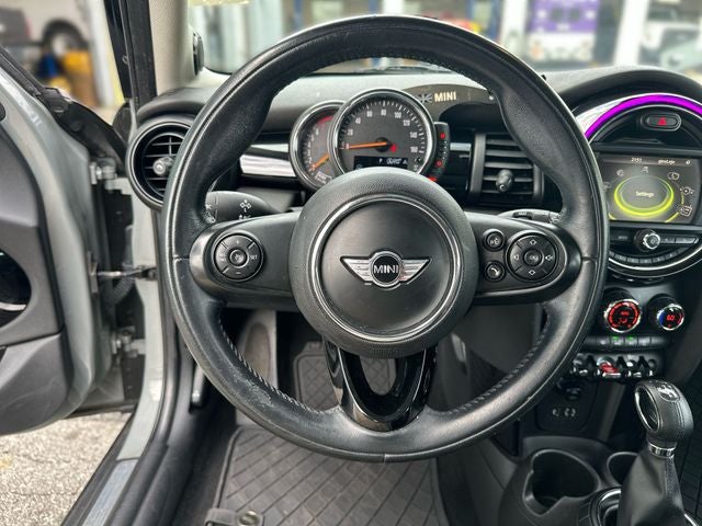 2016 MINI Cooper Cooper