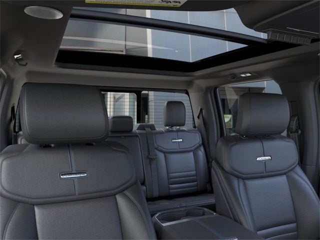 2026 Ford F-250SD Platinum LARIAT 4WD Crew Cab 6.75' Box