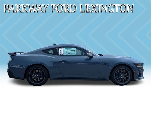 2025 Ford Mustang Dark Horse